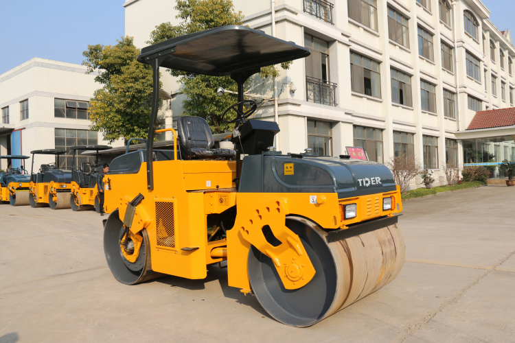 Maintenance knowledge of the road roller